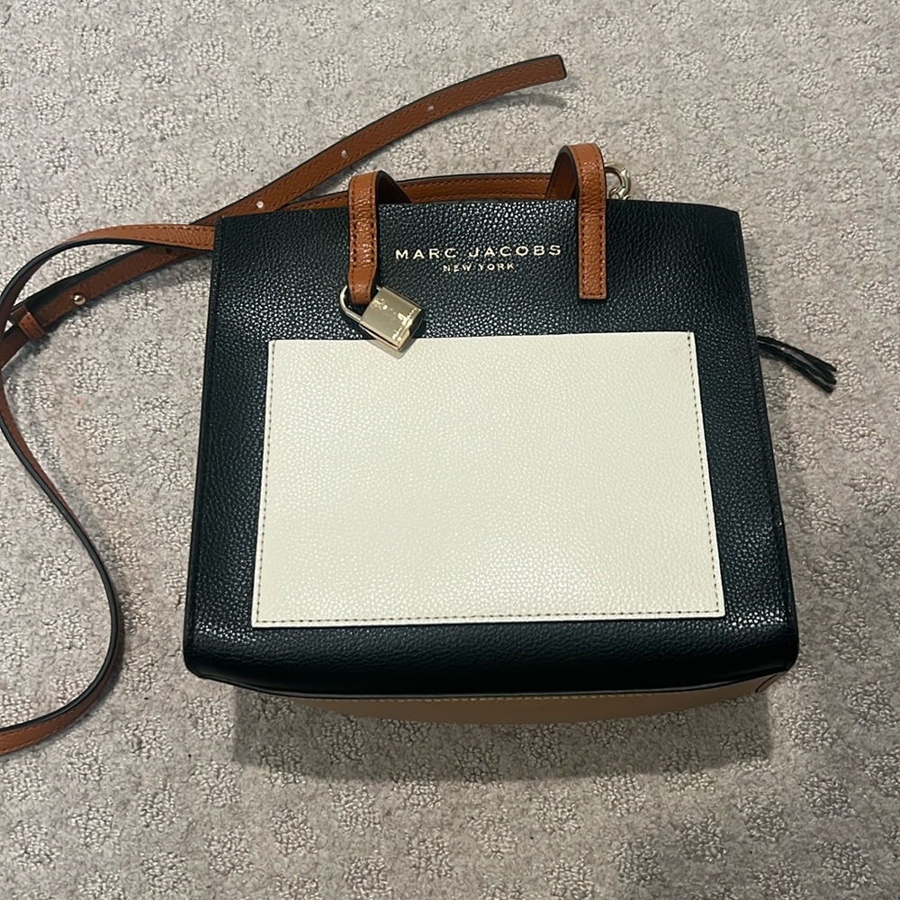 🛍️Marc Jacobs NY Women's crossbody bag